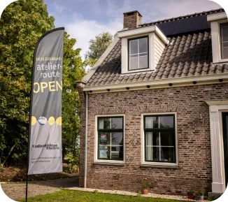 OPEN atelierroute surf vlag